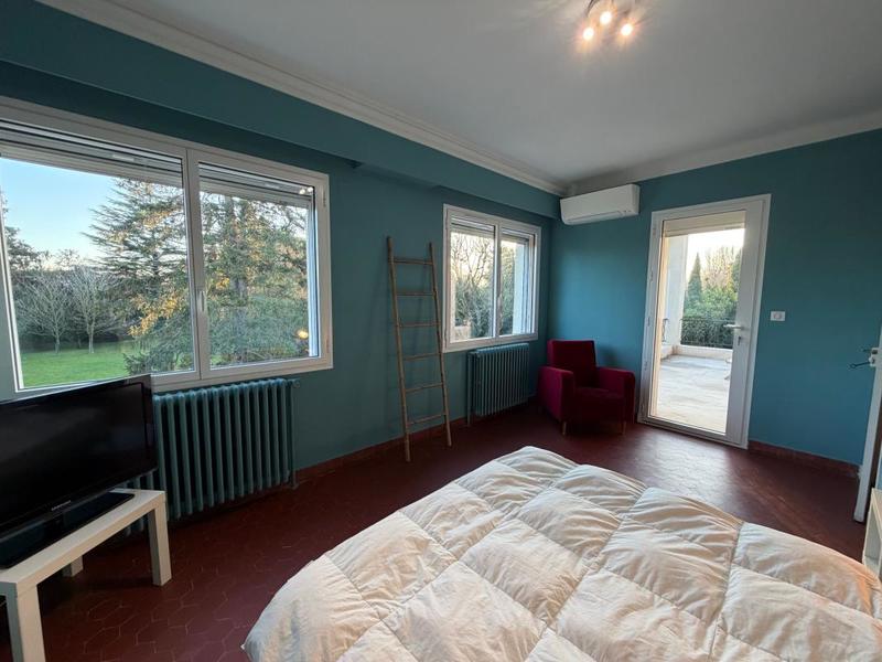 Villa - 196 m² - 7 pièces