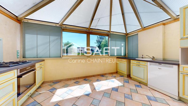 Appartement - 121 m² - 5 pièces