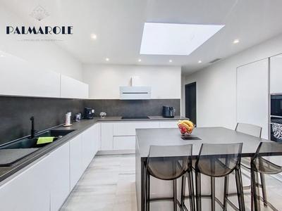 Maison - 117 m² - 4 pièces