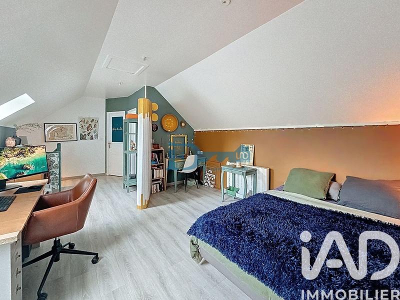 Maison - 104 m² - 5 pièces