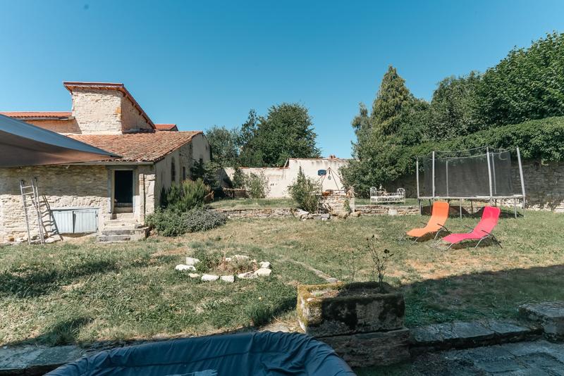 Maison ancienne - 320 m² - 8 pièces