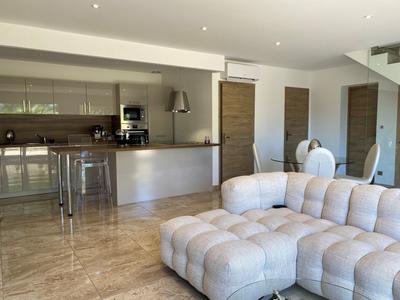 Villa - 136 m² - 5 pièces