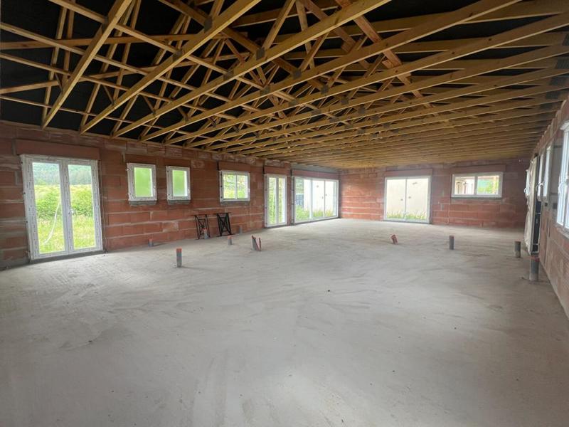 Maison - 104 m² - 1 pièce