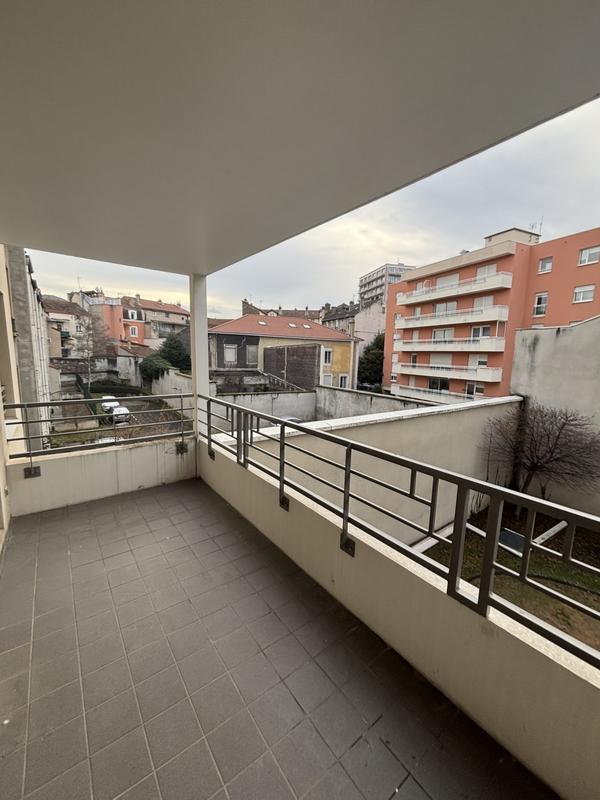 Appartement - 74 m² - 3 pièces