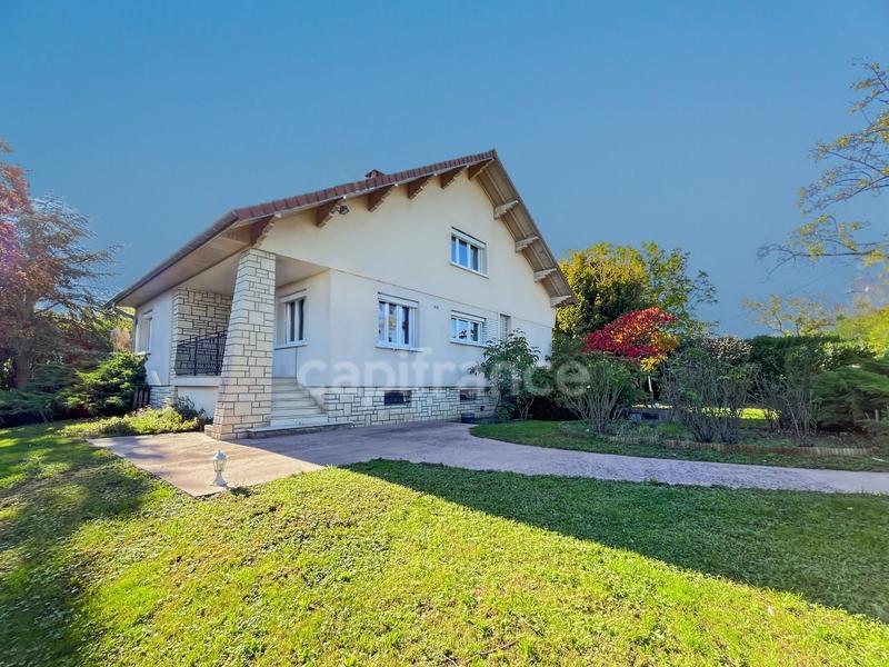 Maison - 190 m² - 7 pièces