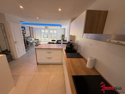 Maison - 93 m² - 5 pièces