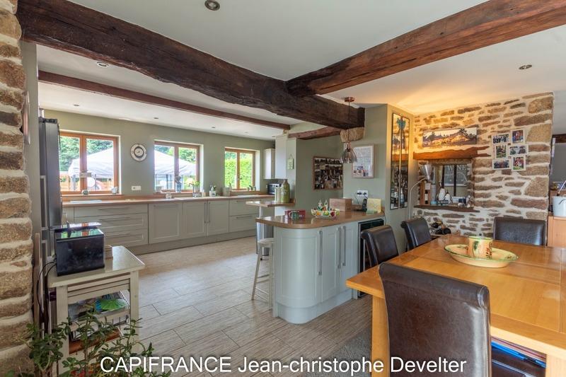 Maison en pierre - 133 m² - 6 pièces