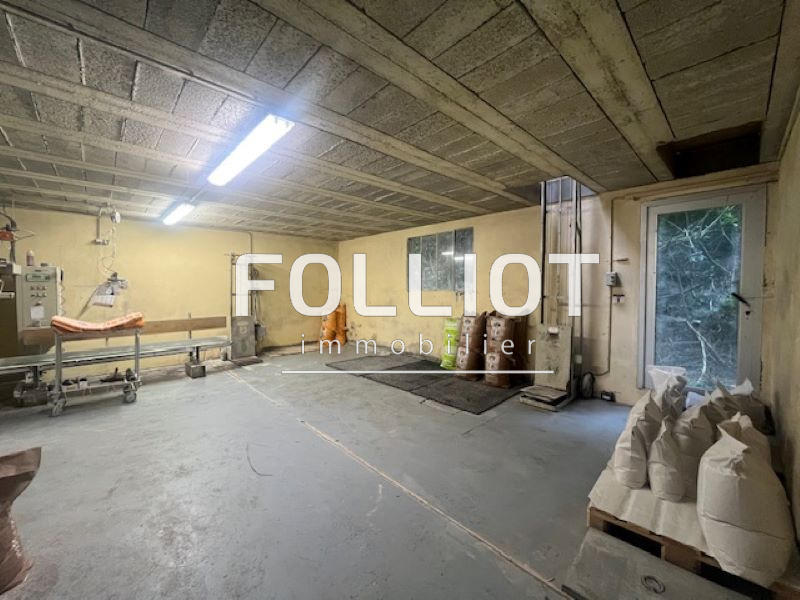 Local d'activité / Entrepôt - 441 m²