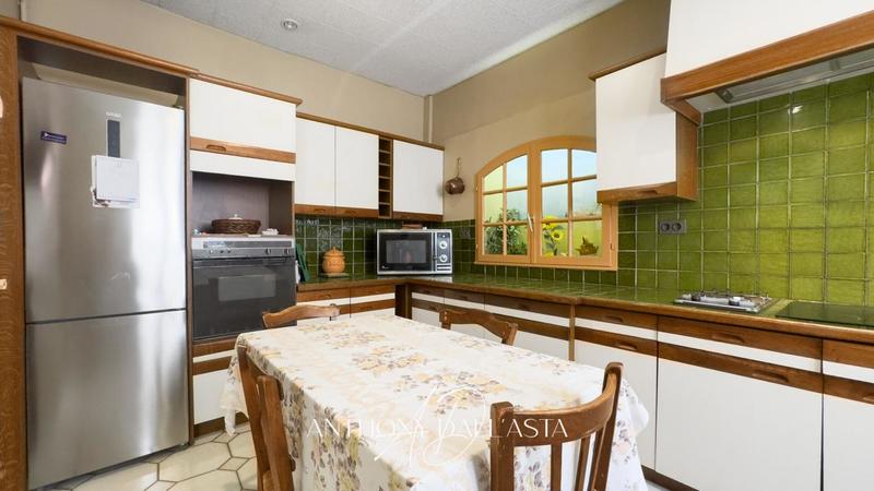 Maison - 207 m² - 6 pièces