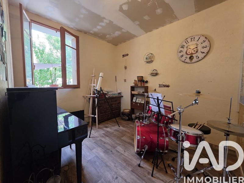 Maison - 96 m² - 6 pièces