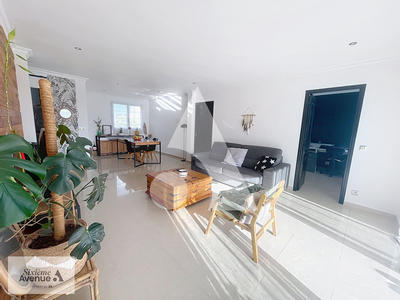 Appartement - 85 m² - 4 pièces