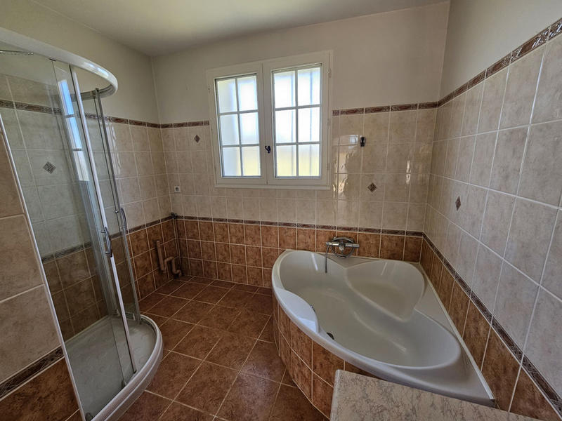 Maison - 140 m² - 4 pièces