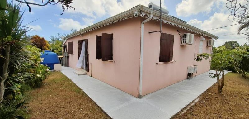 Maison - 96 m² - 4 pièces