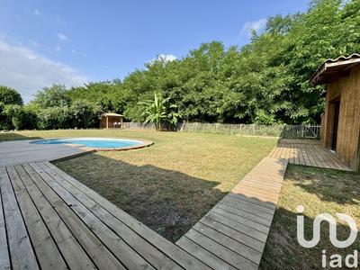 Maison - 147 m² - 6 pièces