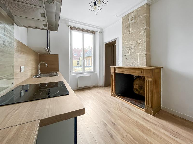 Maison - 161 m² - 8 pièces