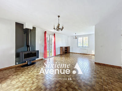 Maison - 114 m² - 4 pièces