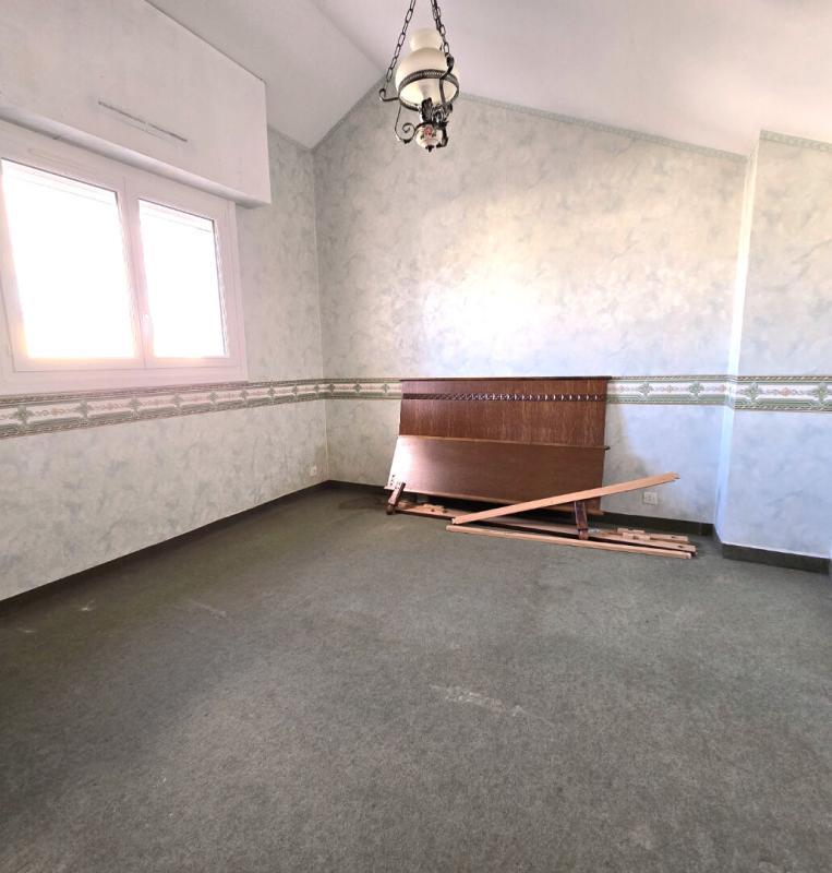 Maison - 93 m² - 6 pièces