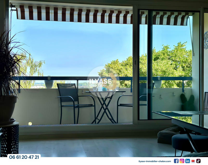 Appartement - 93 m² - 4 pièces