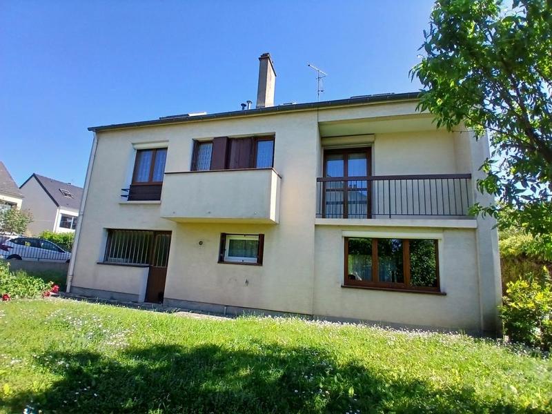 Maison - 186 m² - 7 pièces