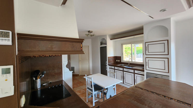 Maison - 158 m² - 6 pièces