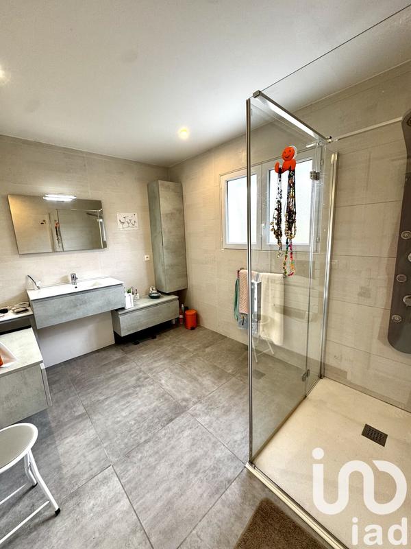 Maison - 162 m² - 7 pièces