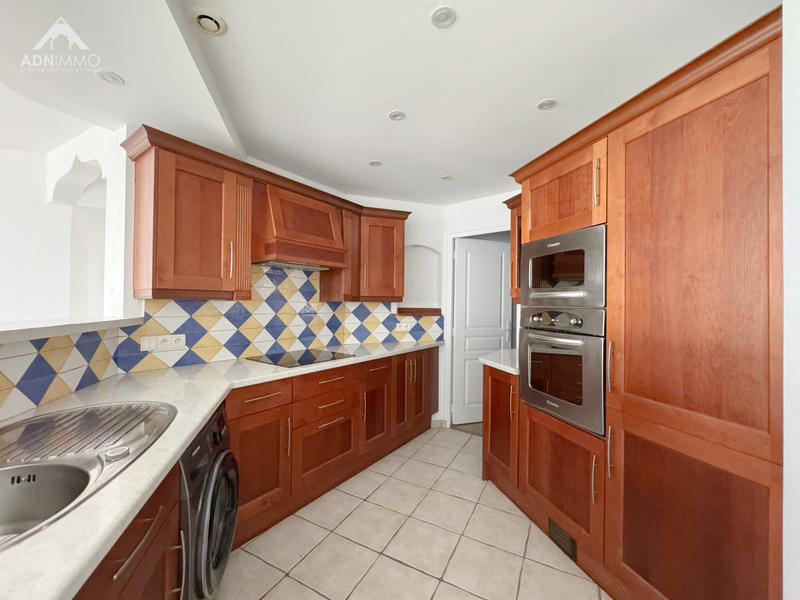 Appartement - 97 m² - 4 pièces