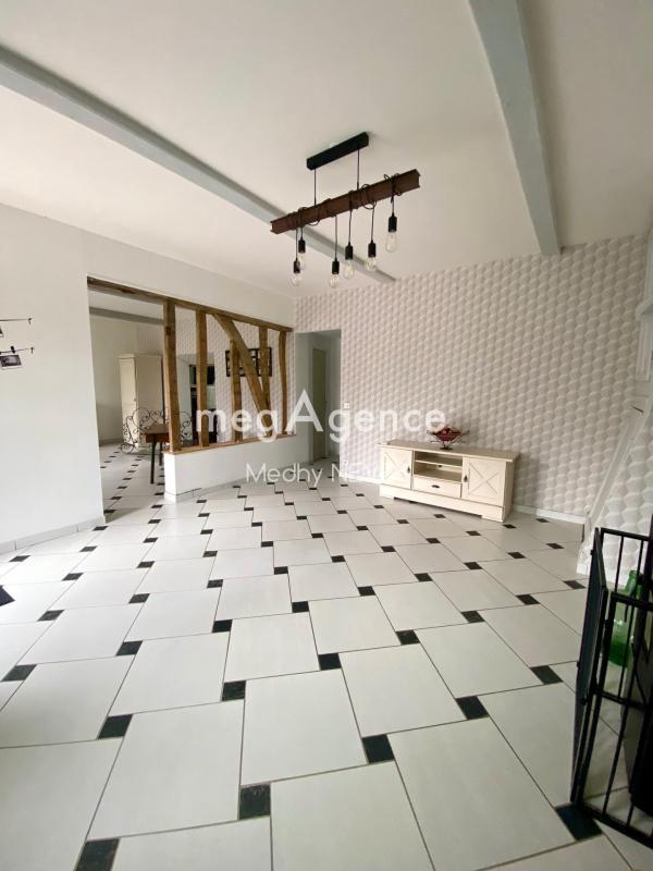 Maison - 135 m² - 6 pièces