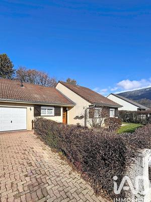 Maison - 98 m² - 4 pièces