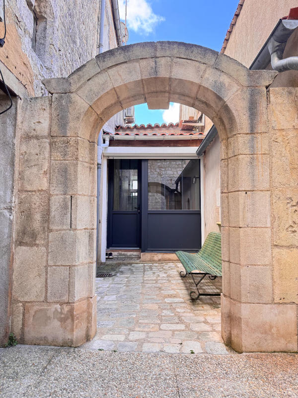 Maison - 152 m² - 6 pièces