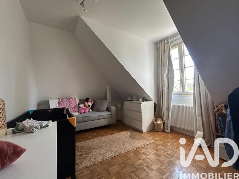 Maison - 137 m² - 6 pièces