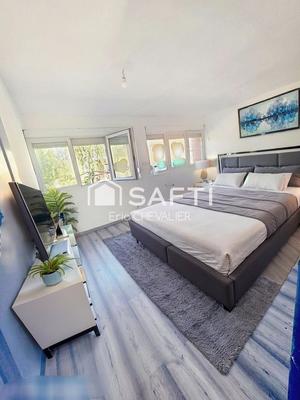 Maison - 98 m² - 4 pièces