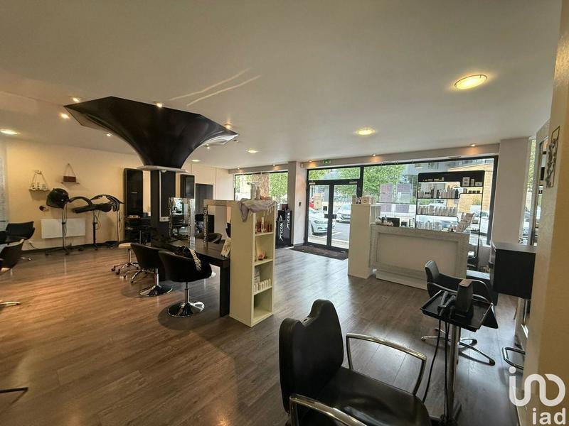 Local commercial - 101 m²