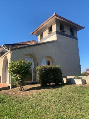 Maison - 231 m² - 5 pièces