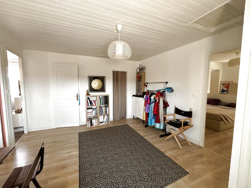 Maison - 215 m² - 5 pièces