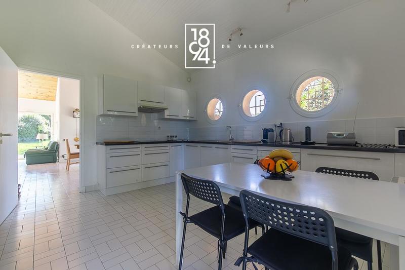 Maison d'architecte - 141 m² - 5 pièces