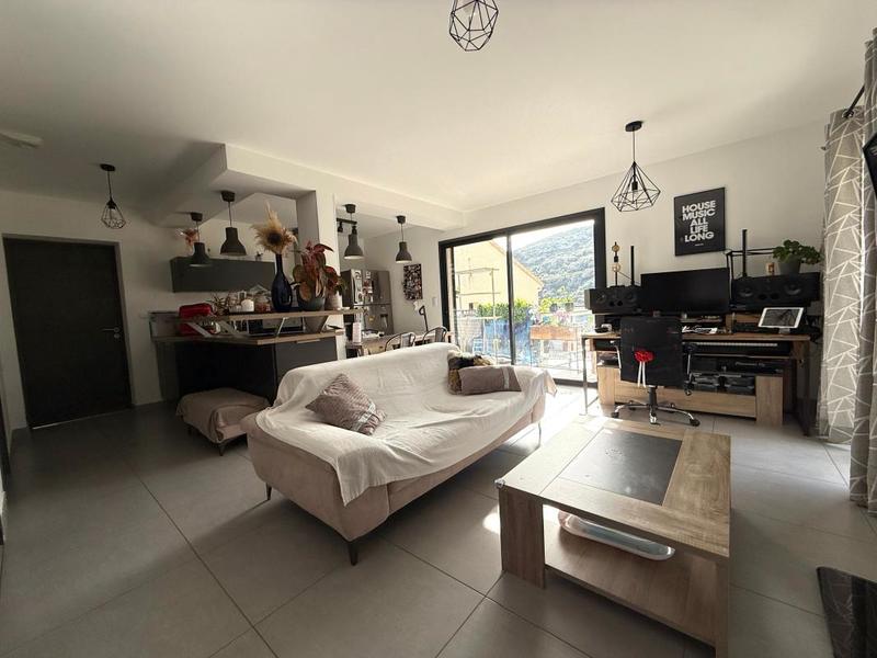 Appartement - 73 m² - 3 pièces