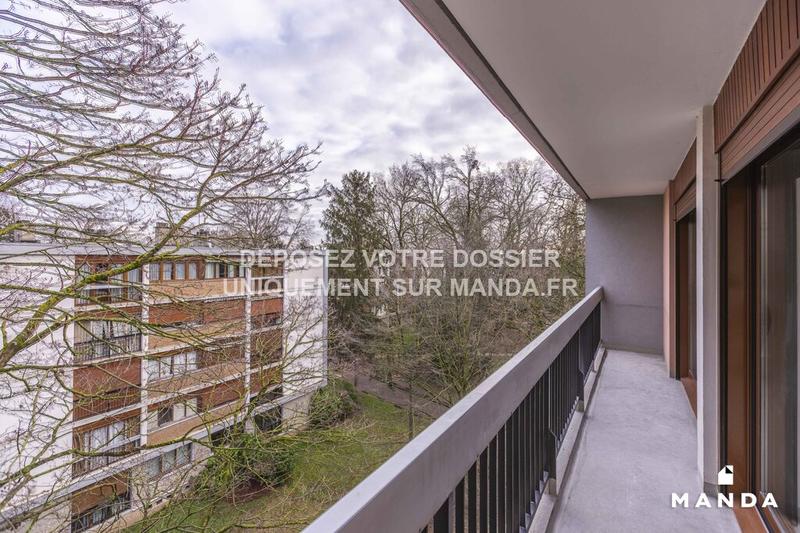 Chambre - 10 m² - 5 pièces