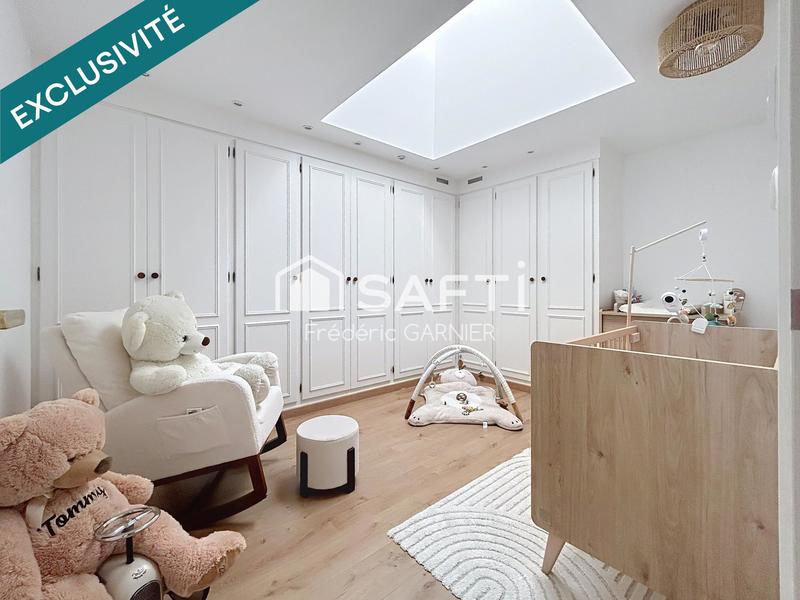 Duplex - 153 m² - 5 pièces