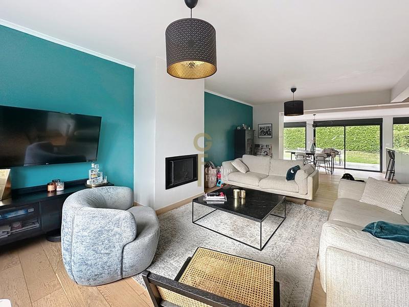 Maison - 121 m² - 5 pièces