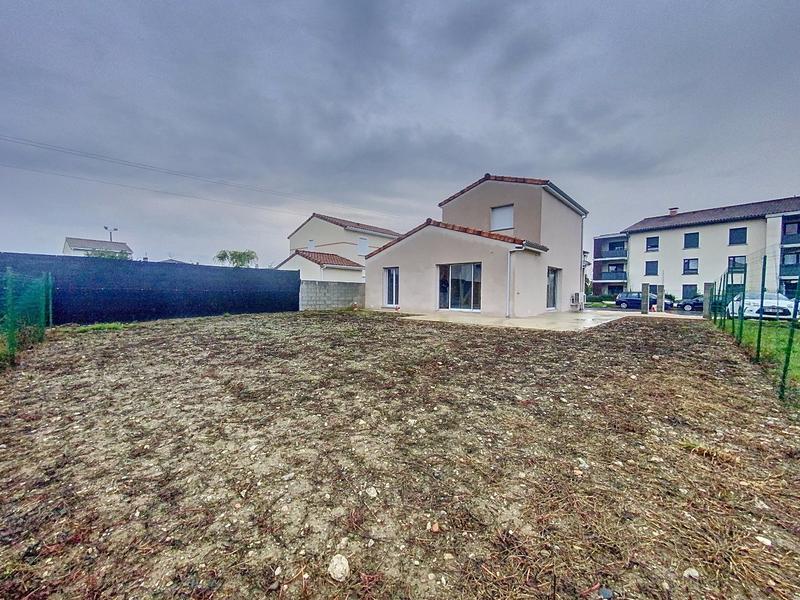 Maison - 87 m² - 4 pièces