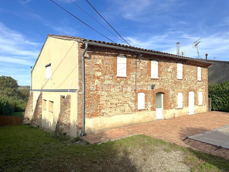 Maison - 215 m² - 6 pièces