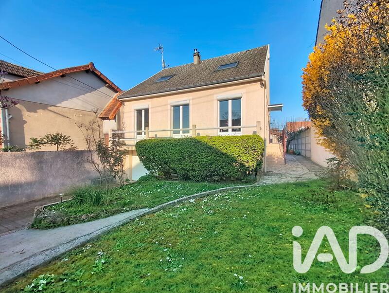 Maison - 105 m² - 6 pièces