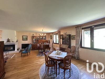 Maison - 159 m² - 8 pièces