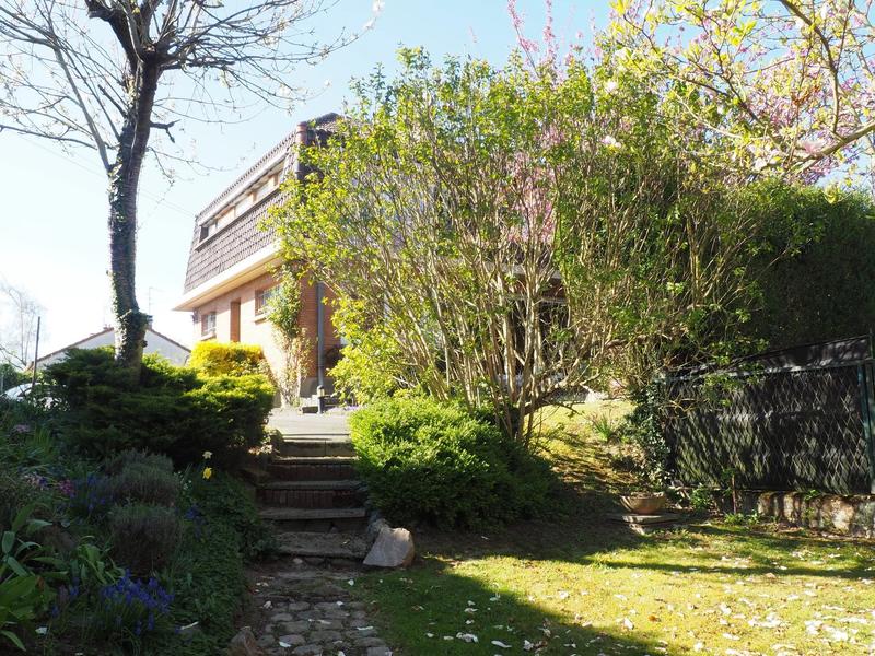 Maison - 125 m² - 5 pièces