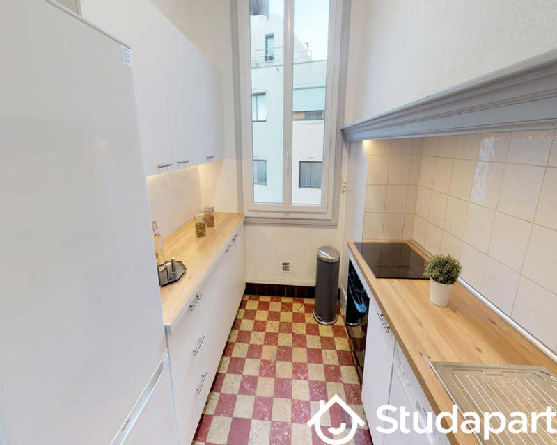 Chambre - 90 m² - 1 pièce