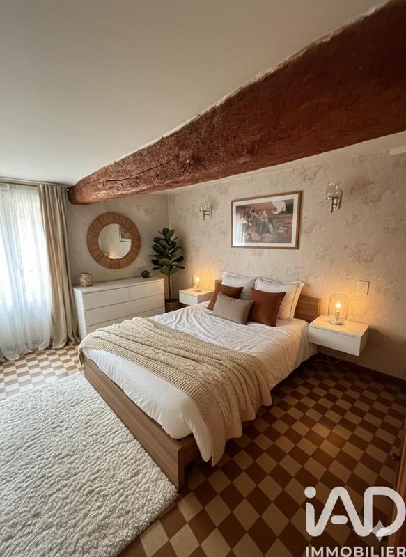 Appartement - 80 m² - 3 pièces