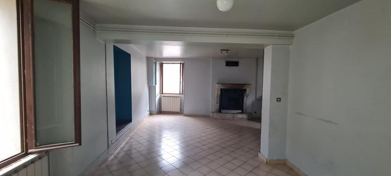 Maison - 102 m² - 4 pièces