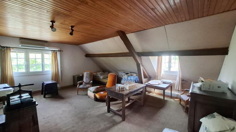 Maison - 183 m² - 8 pièces