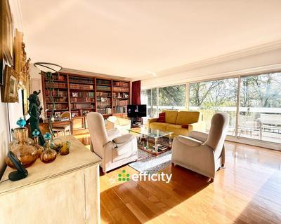 Appartement - 141 m² - 5 pièces