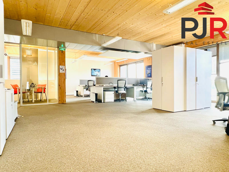Bureau - 232 m²